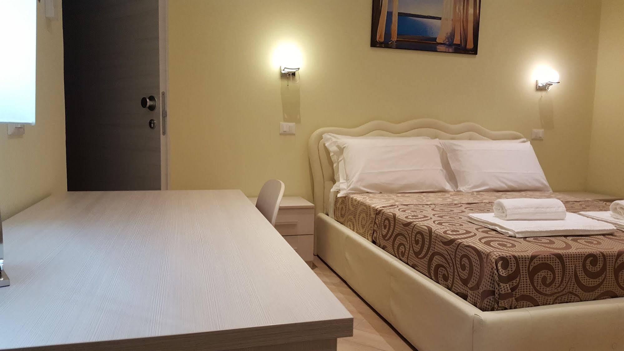 Guest House Le Tre Spezie La Spezia Exterior foto